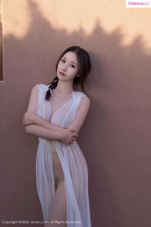   [XiuRen]高清写真图 2024.11.13 No.9442 杏子Yada 丝袜美腿第5张图片